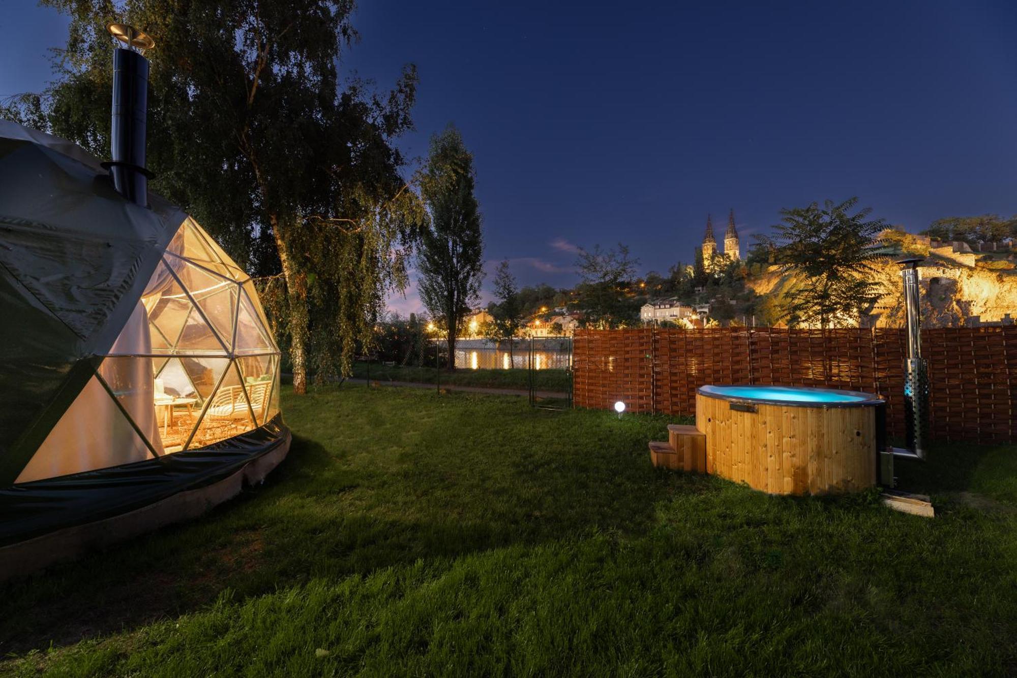 Glamping Escape To The Stars Under Skyline Tente de luxe Prague