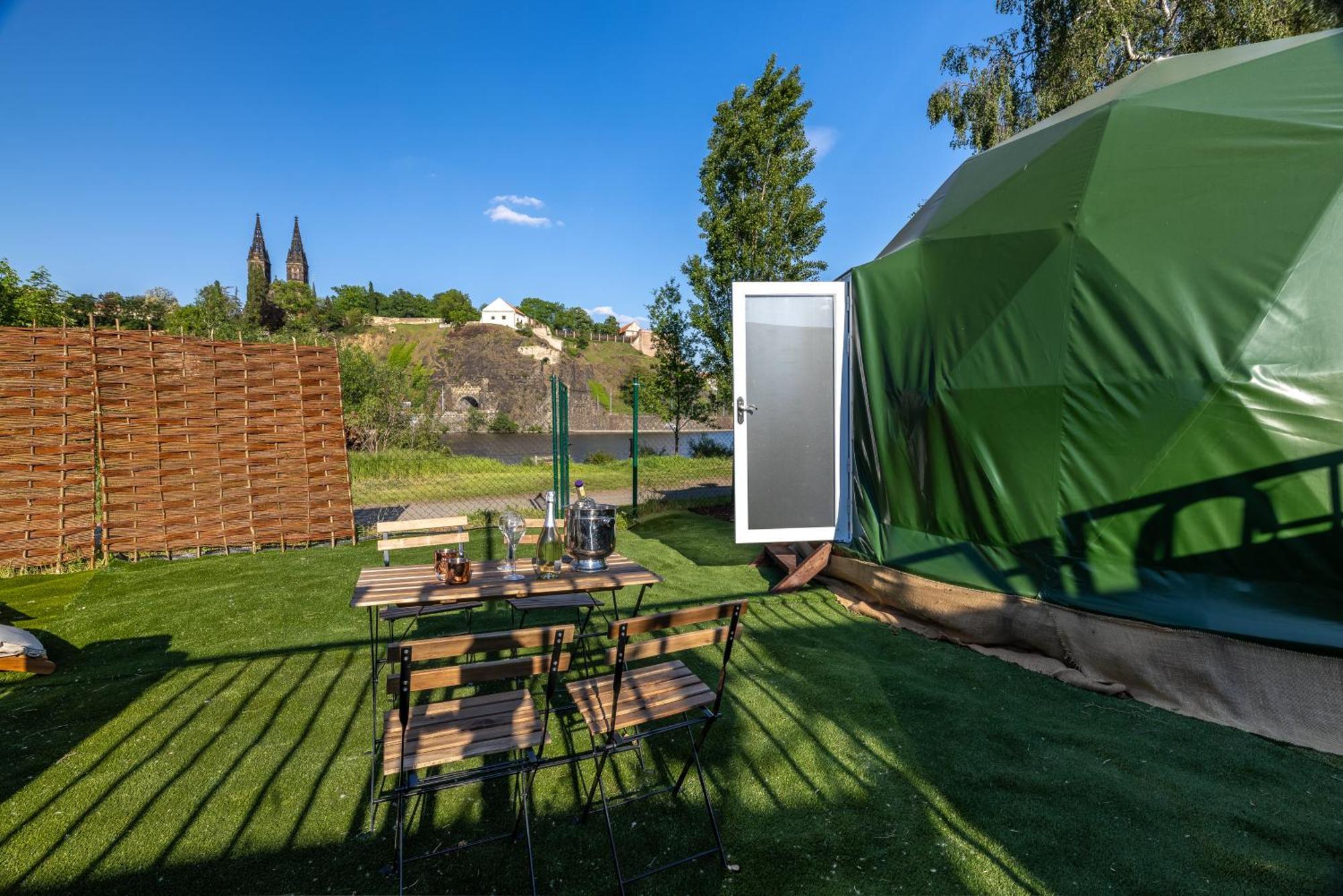 Glamping Escape To The Stars Under Skyline Tente de luxe Prague
