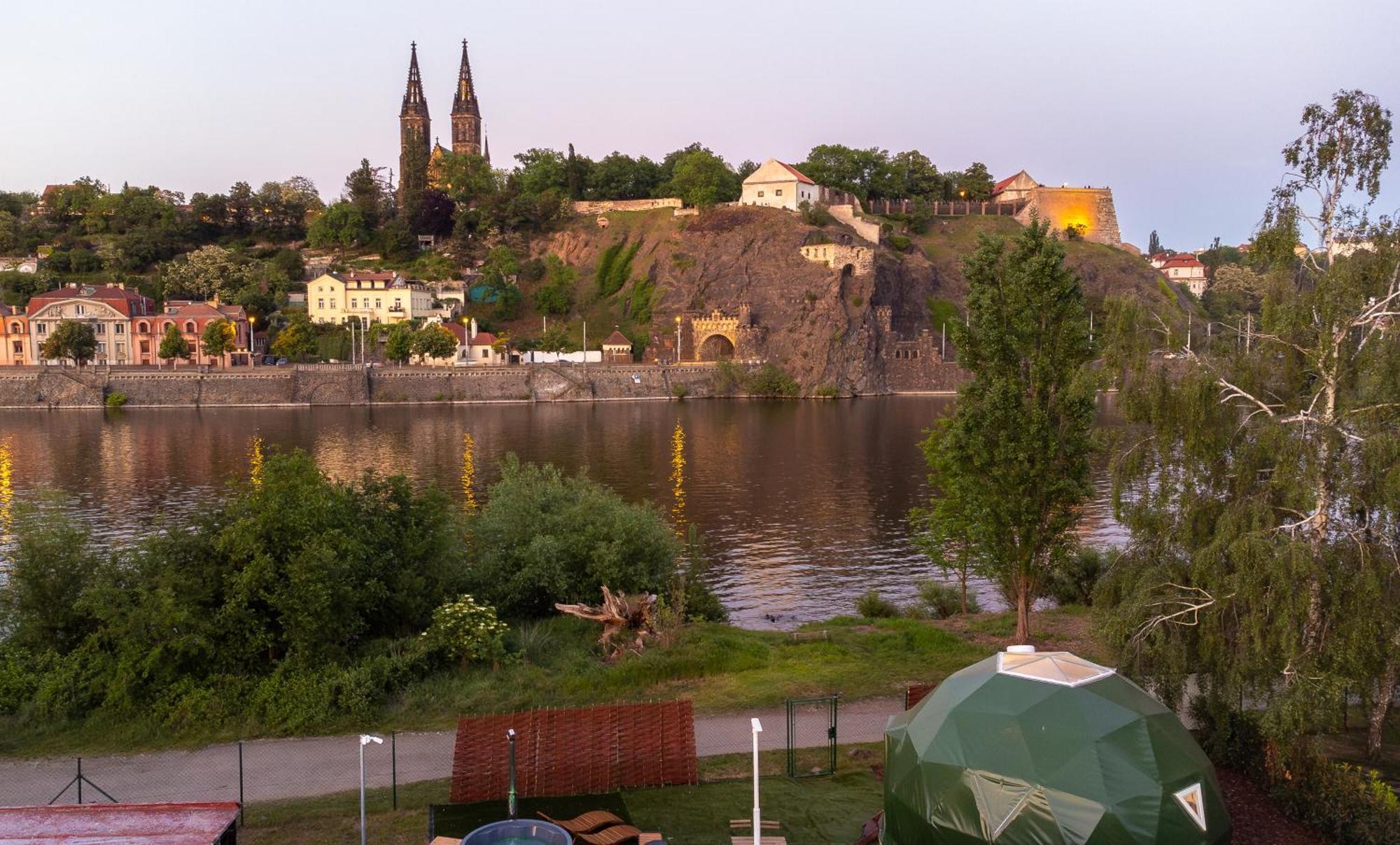 Glamping Escape To The Stars Under Skyline Tente de luxe